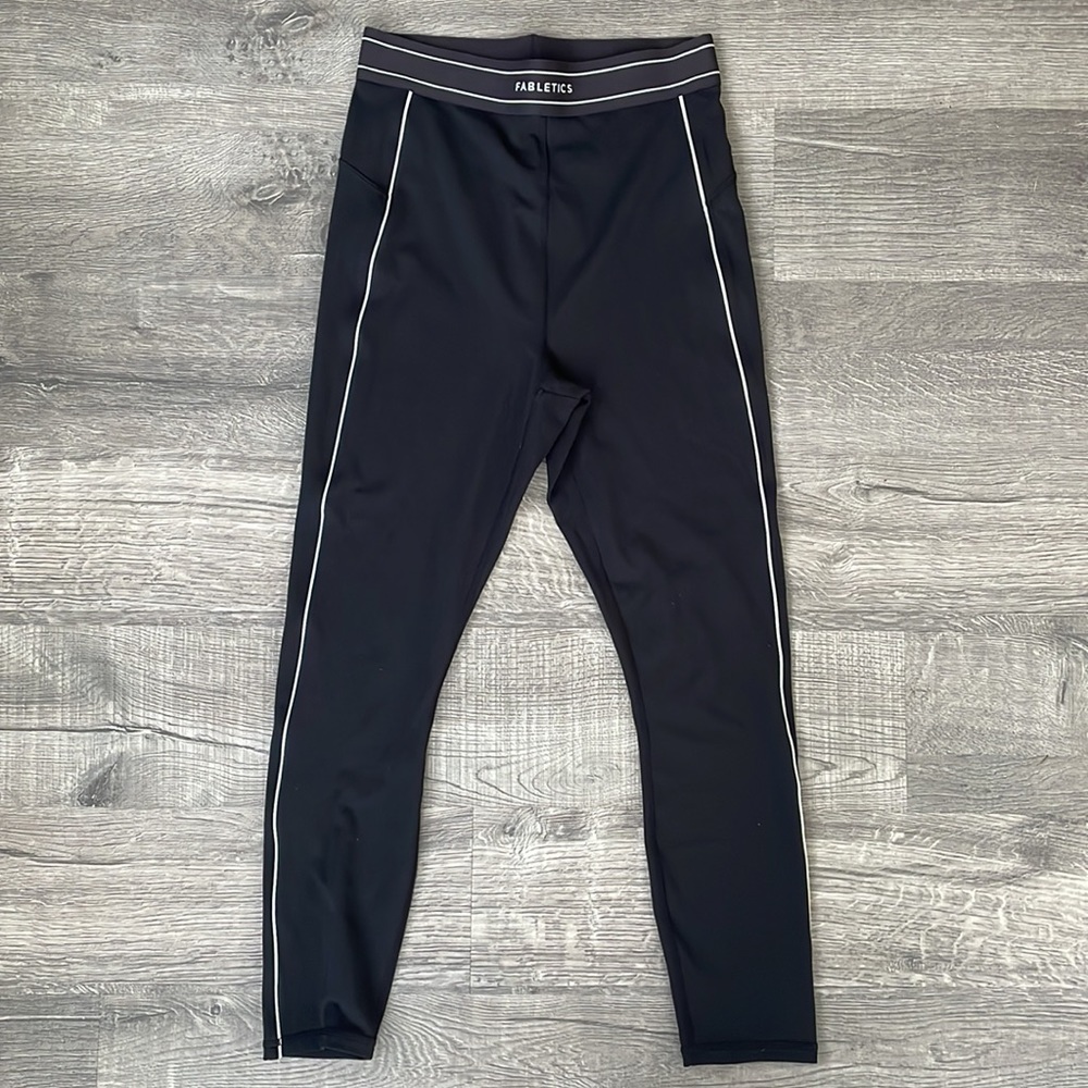 Fabletics Legging Bundle - Picture 6 of 8
